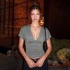 French-style V-neck Pleated Waist-cinching Figure-flattering Short Sleeve